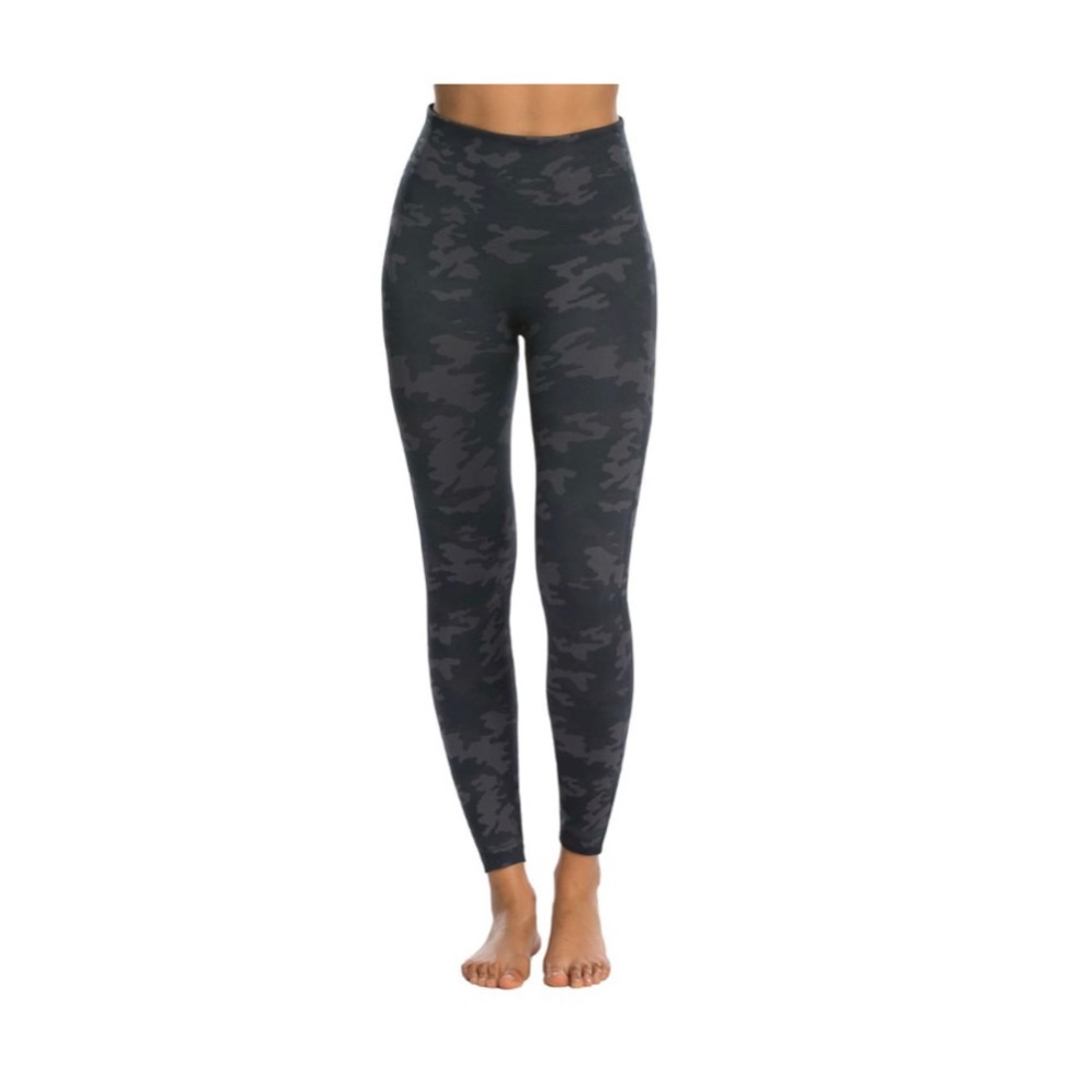 Spanx Seamless Black Camo Leggings